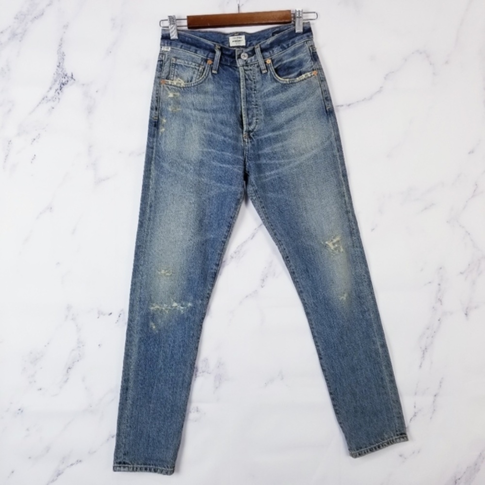 New COH Liya High-Rise Classic Fit Crop Jeans
